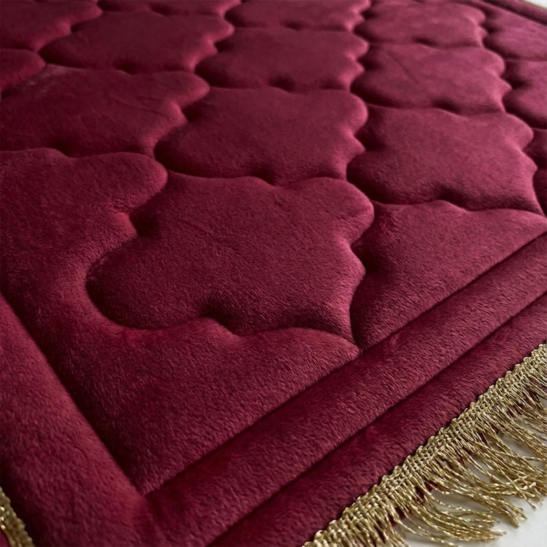 Luxury Maroon Prayer Mat